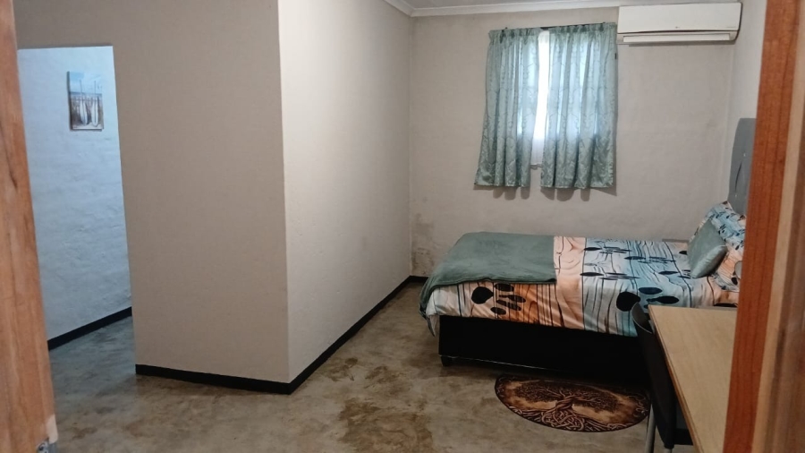 To Let 5 Bedroom Property for Rent in Northam Limpopo