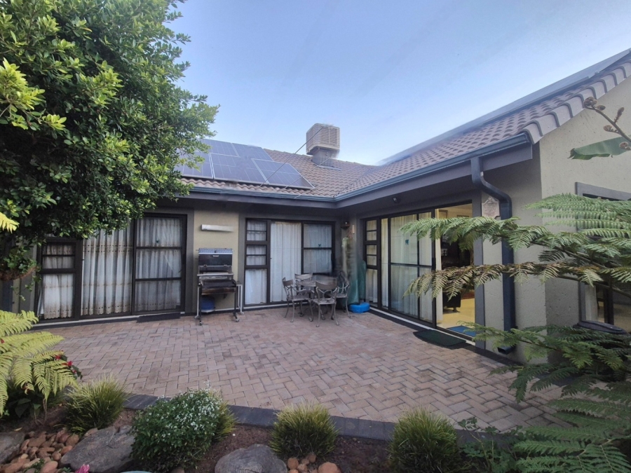 3 Bedroom Property for Sale in Mookgopong Limpopo