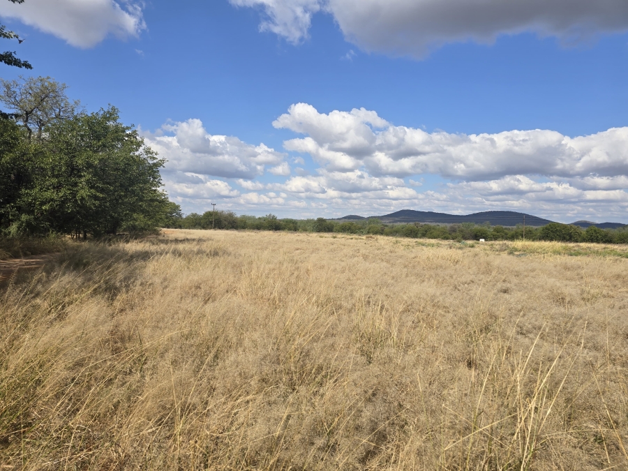 5 Bedroom Property for Sale in Mopane Limpopo