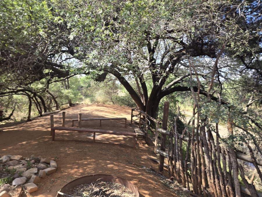 5 Bedroom Property for Sale in Mopane Limpopo