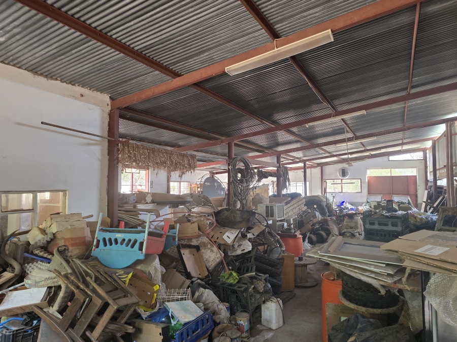5 Bedroom Property for Sale in Mopane Limpopo