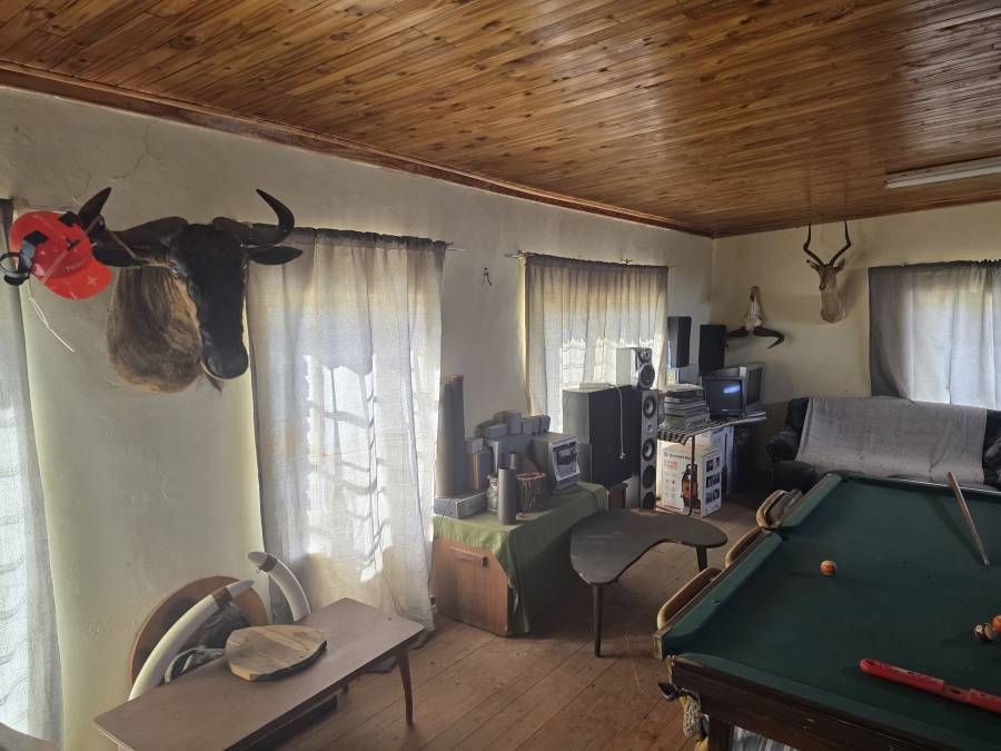 5 Bedroom Property for Sale in Mopane Limpopo