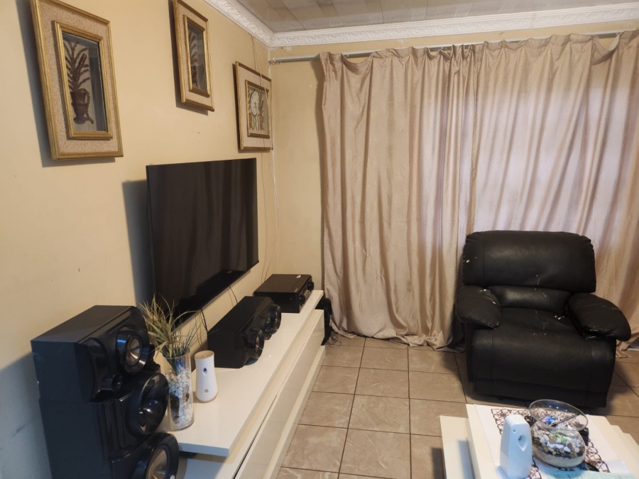 3 Bedroom Property for Sale in Northam Limpopo