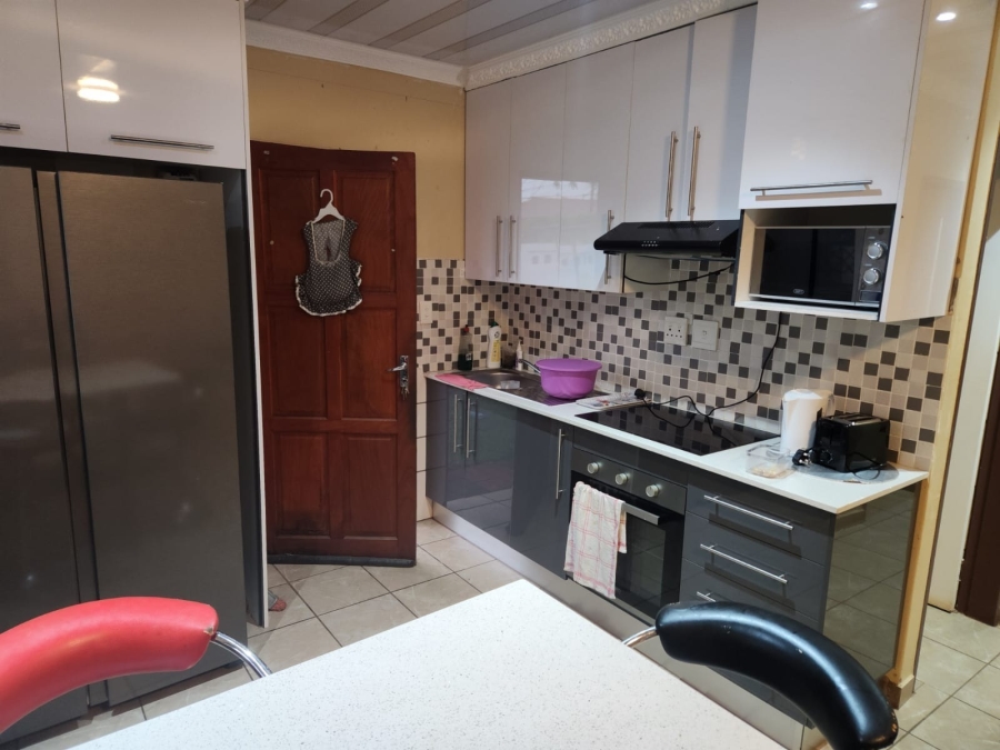 3 Bedroom Property for Sale in Northam Limpopo
