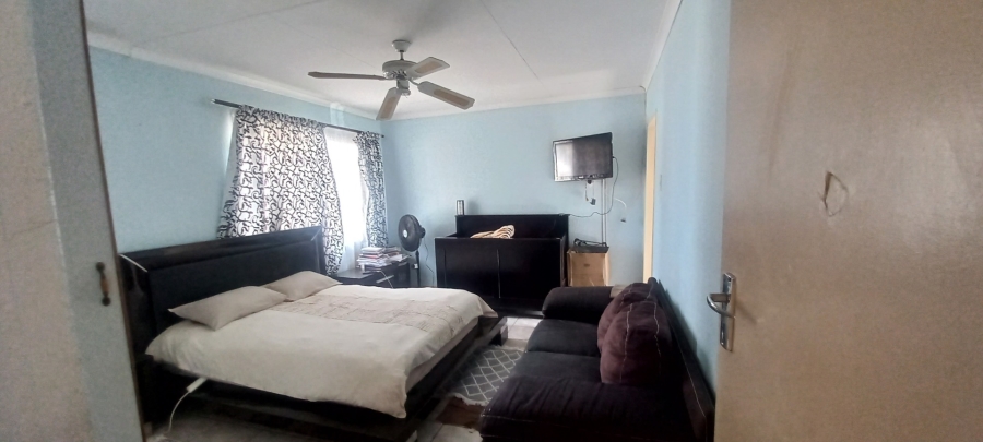 6 Bedroom Property for Sale in Flora Park Limpopo