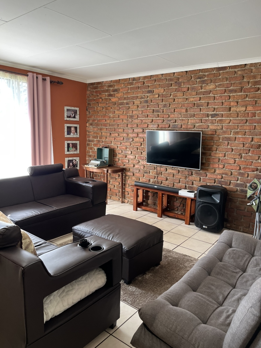 3 Bedroom Property for Sale in Mookgopong Rural Limpopo