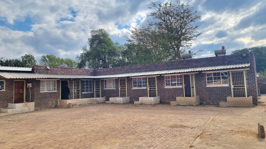 12 Bedroom Property for Sale in Modimolle Limpopo