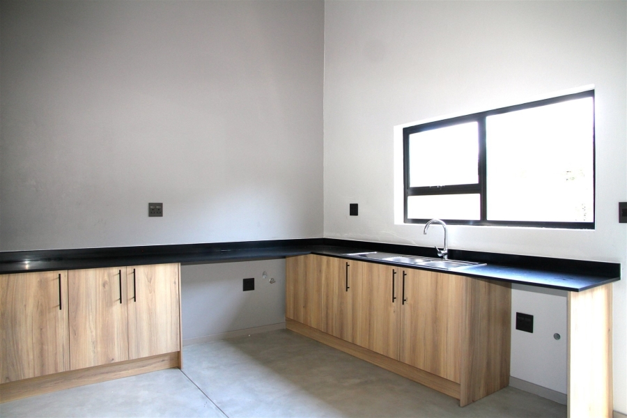 3 Bedroom Property for Sale in Moditlo Wildlife Estate Limpopo