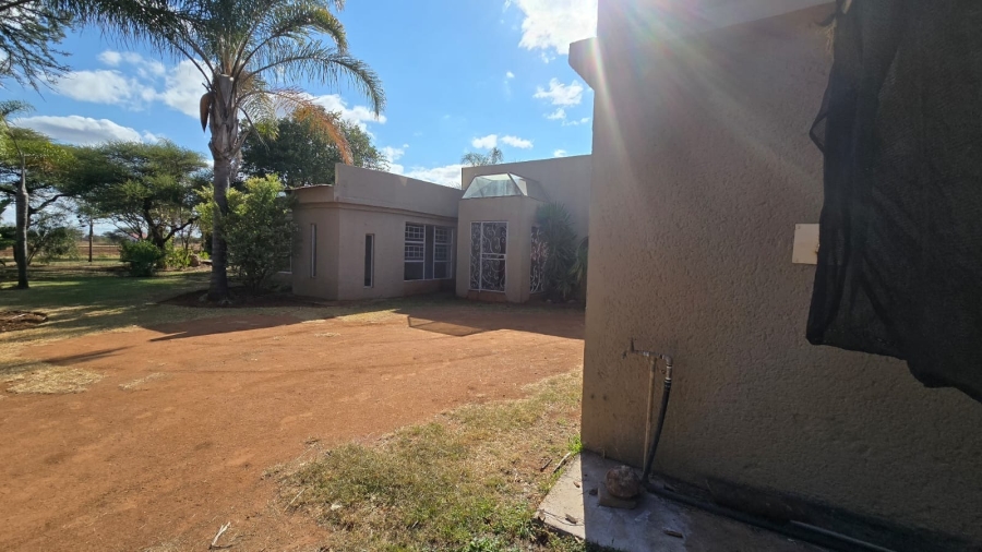 To Let 5 Bedroom Property for Rent in Bela Bela Limpopo