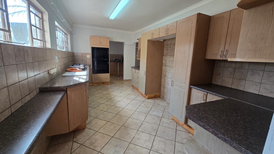 To Let 5 Bedroom Property for Rent in Bela Bela Limpopo