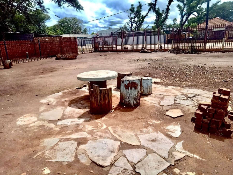 14 Bedroom Property for Sale in Northam Limpopo