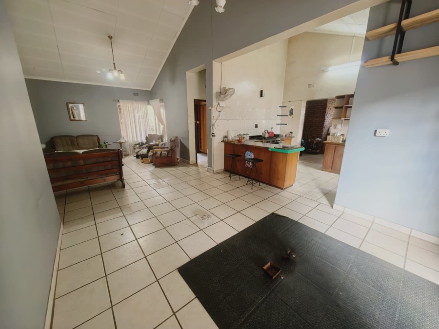 3 Bedroom Property for Sale in Fauna Park Limpopo
