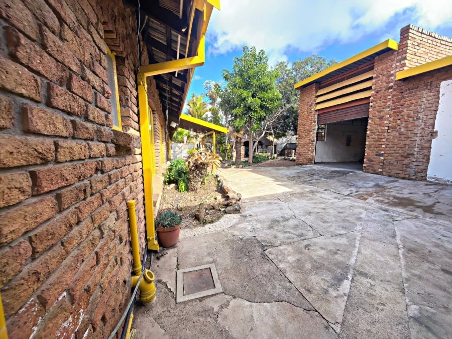 3 Bedroom Property for Sale in Fauna Park Limpopo