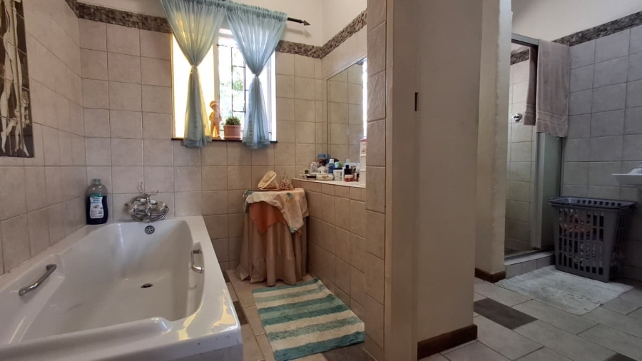 4 Bedroom Property for Sale in Eduan Park Limpopo