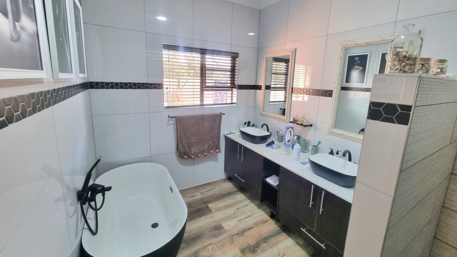 3 Bedroom Property for Sale in Modimolle Limpopo