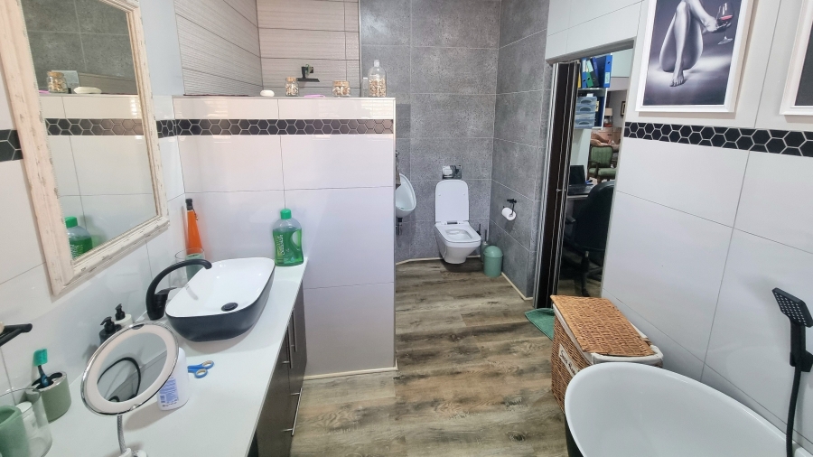 3 Bedroom Property for Sale in Modimolle Limpopo