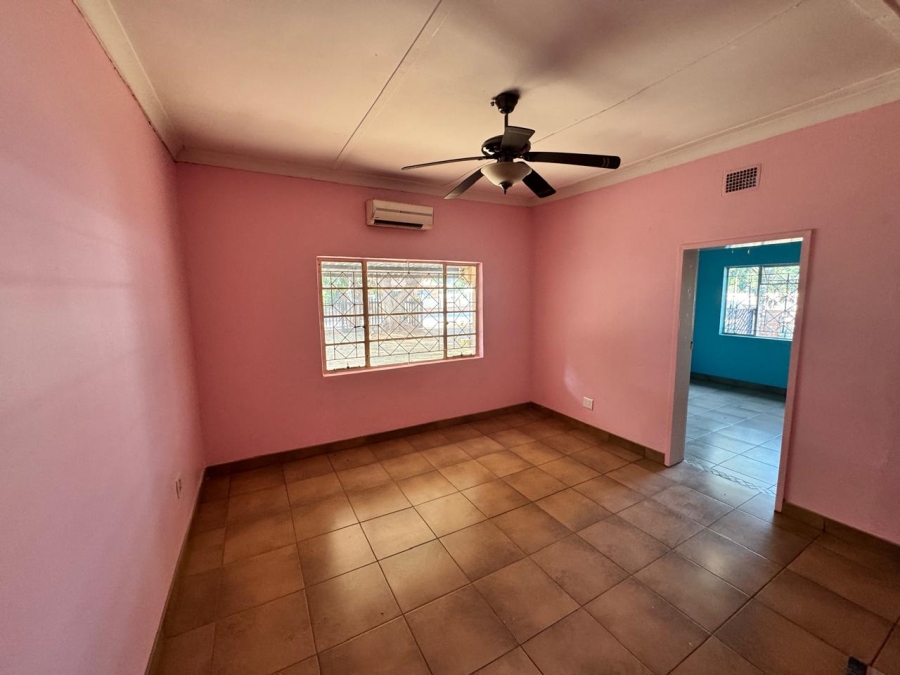 5 Bedroom Property for Sale in Impala Park Limpopo