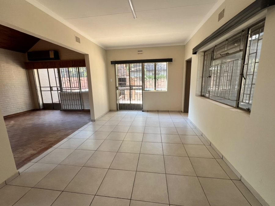 To Let 4 Bedroom Property for Rent in Kameeldoringpark Limpopo