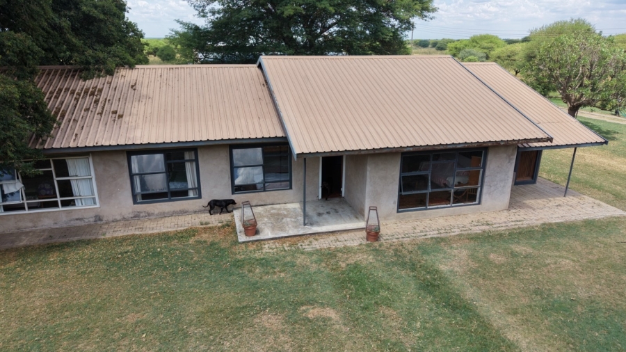 6 Bedroom Property for Sale in Bela Bela Limpopo