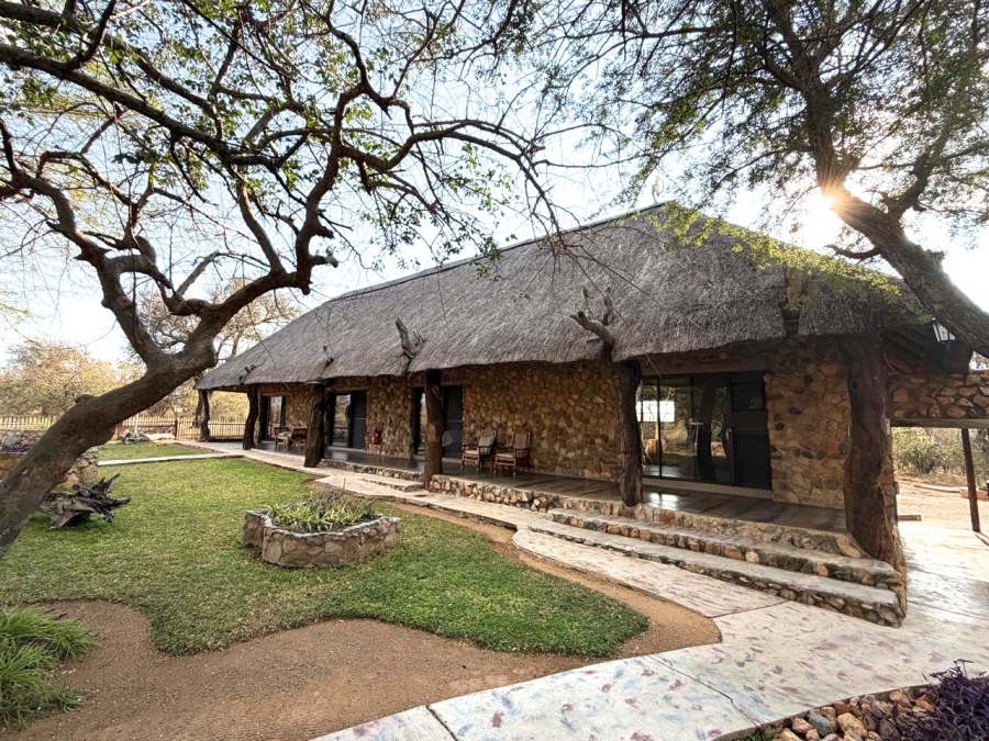 Commercial Property for Sale in Ndlovumzi Limpopo
