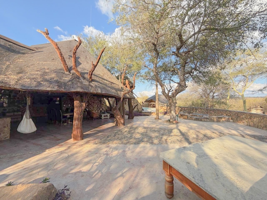 Commercial Property for Sale in Ndlovumzi Limpopo
