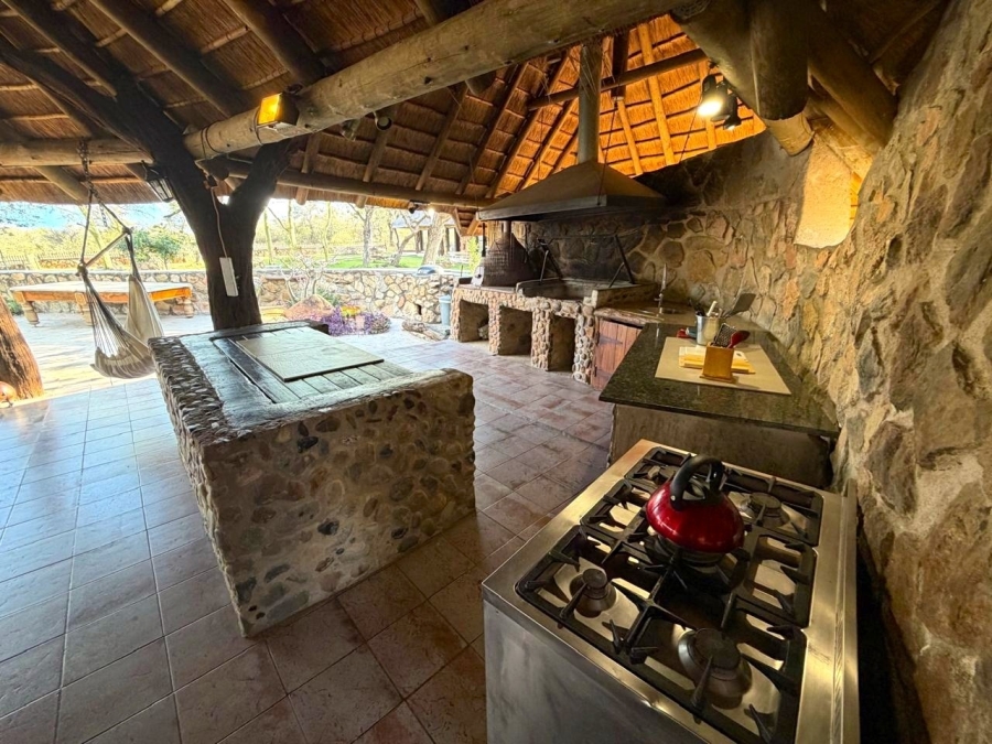 Commercial Property for Sale in Ndlovumzi Limpopo