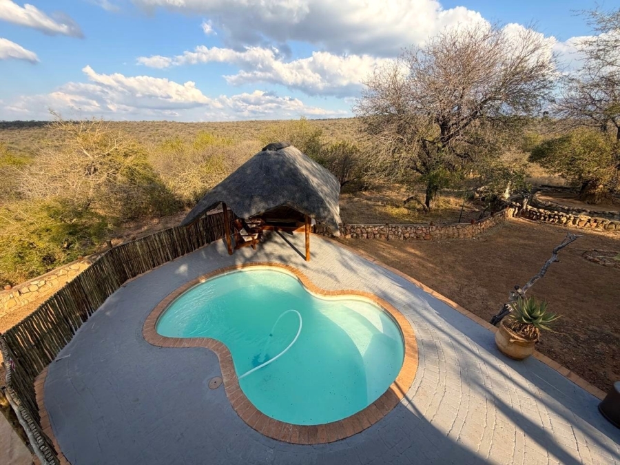 Commercial Property for Sale in Ndlovumzi Limpopo