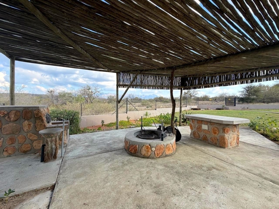 Commercial Property for Sale in Ndlovumzi Limpopo