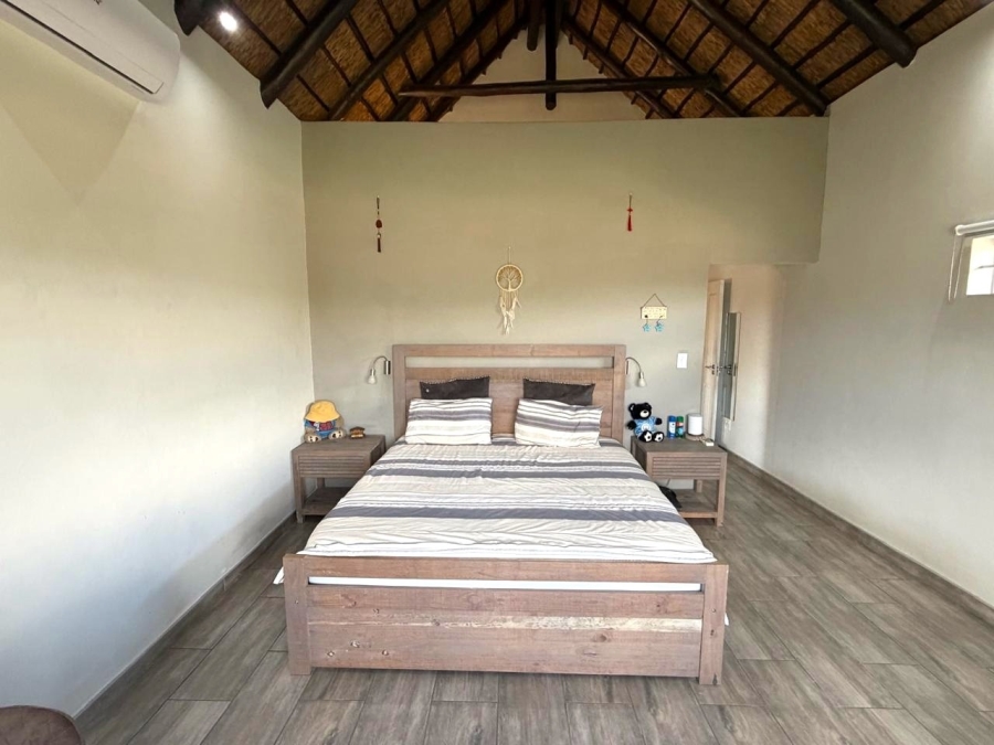 Commercial Property for Sale in Ndlovumzi Limpopo