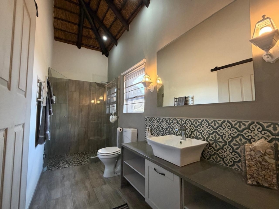 Commercial Property for Sale in Ndlovumzi Limpopo