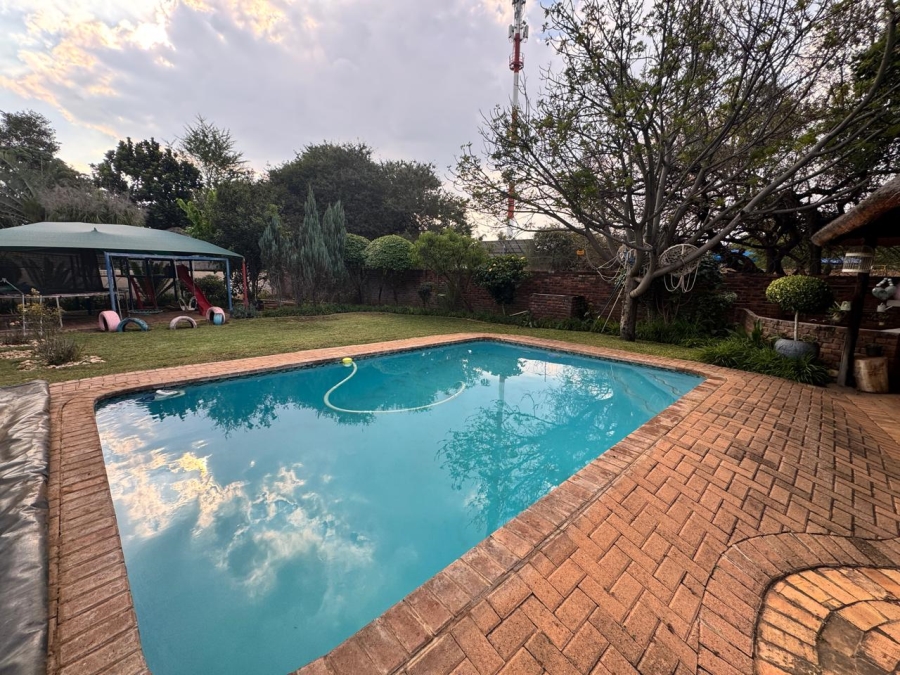 4 Bedroom Property for Sale in Chroompark Limpopo