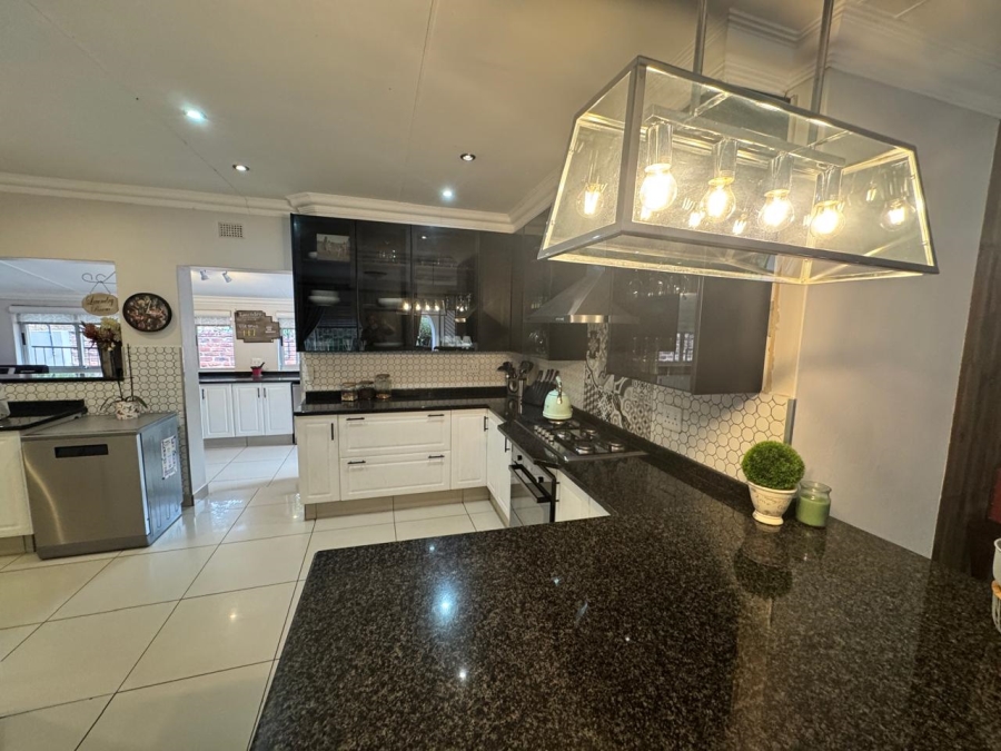 4 Bedroom Property for Sale in Chroompark Limpopo