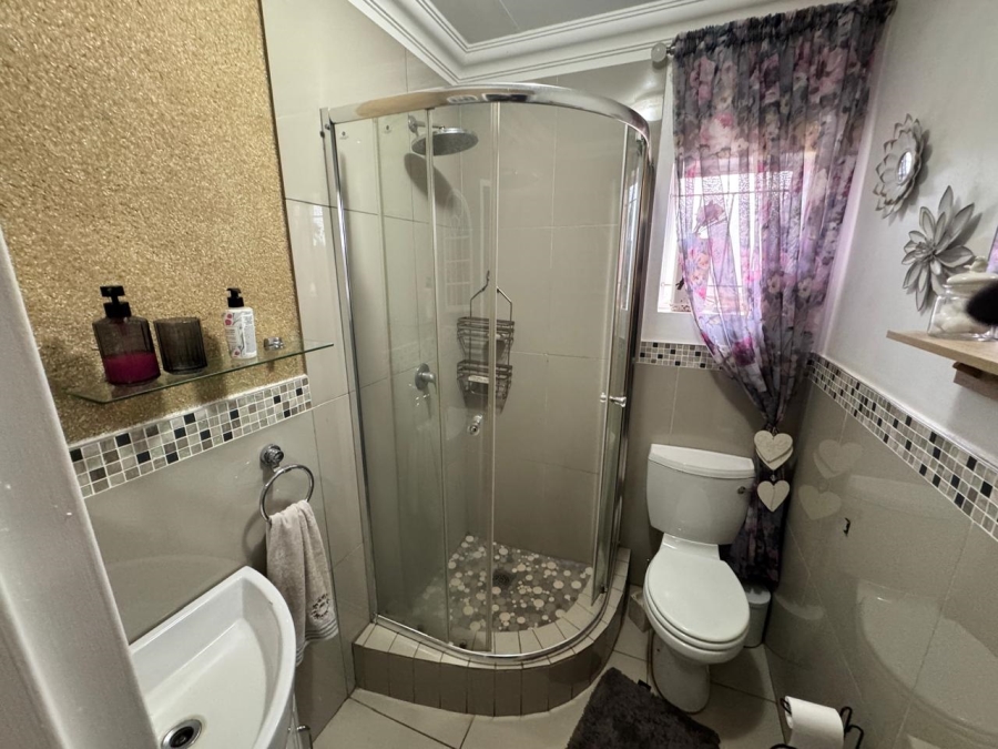 4 Bedroom Property for Sale in Chroompark Limpopo