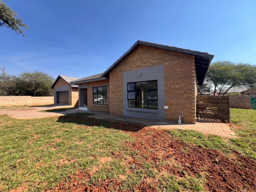 4 Bedroom Property for Sale in Chroompark Limpopo