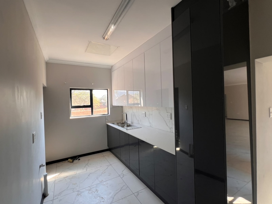 4 Bedroom Property for Sale in Chroompark Limpopo