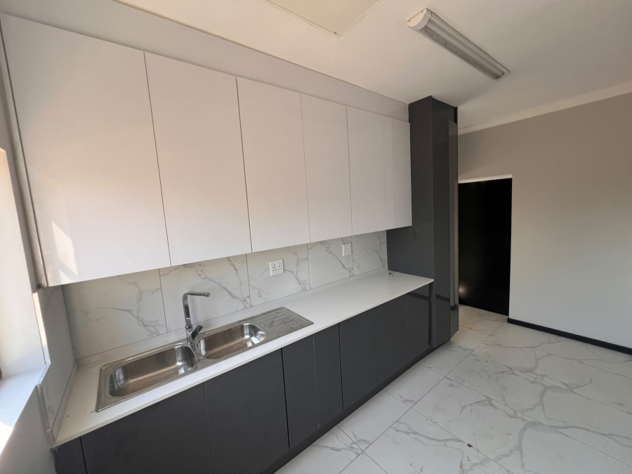 4 Bedroom Property for Sale in Chroompark Limpopo