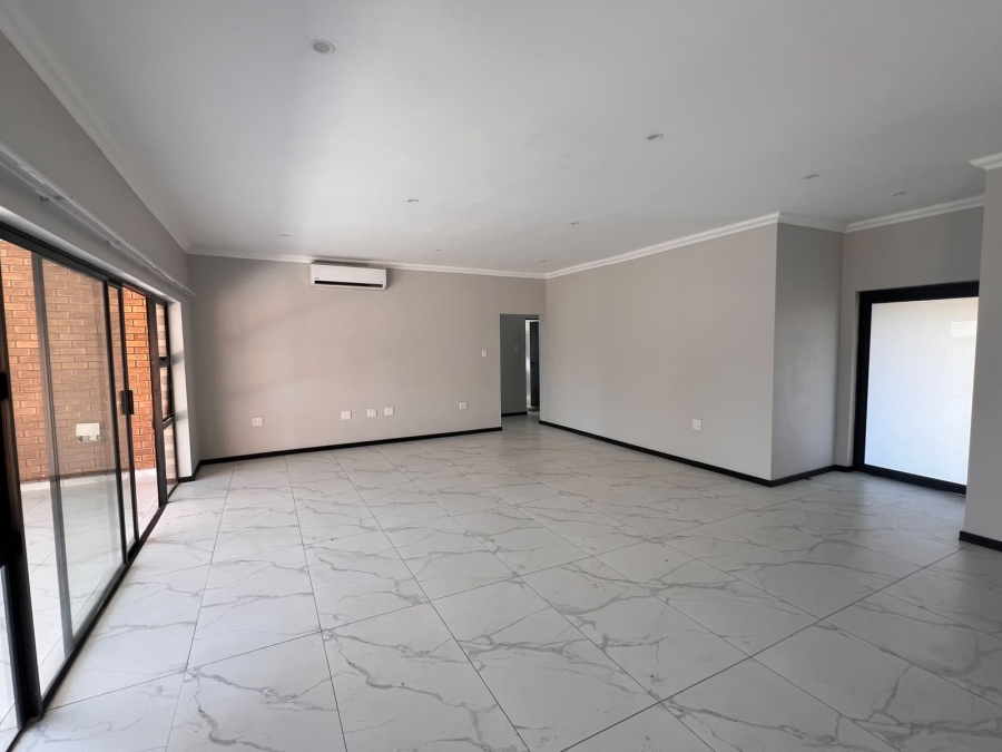 4 Bedroom Property for Sale in Chroompark Limpopo