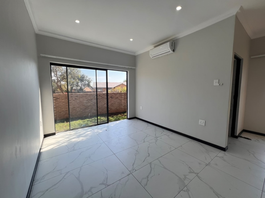 4 Bedroom Property for Sale in Chroompark Limpopo