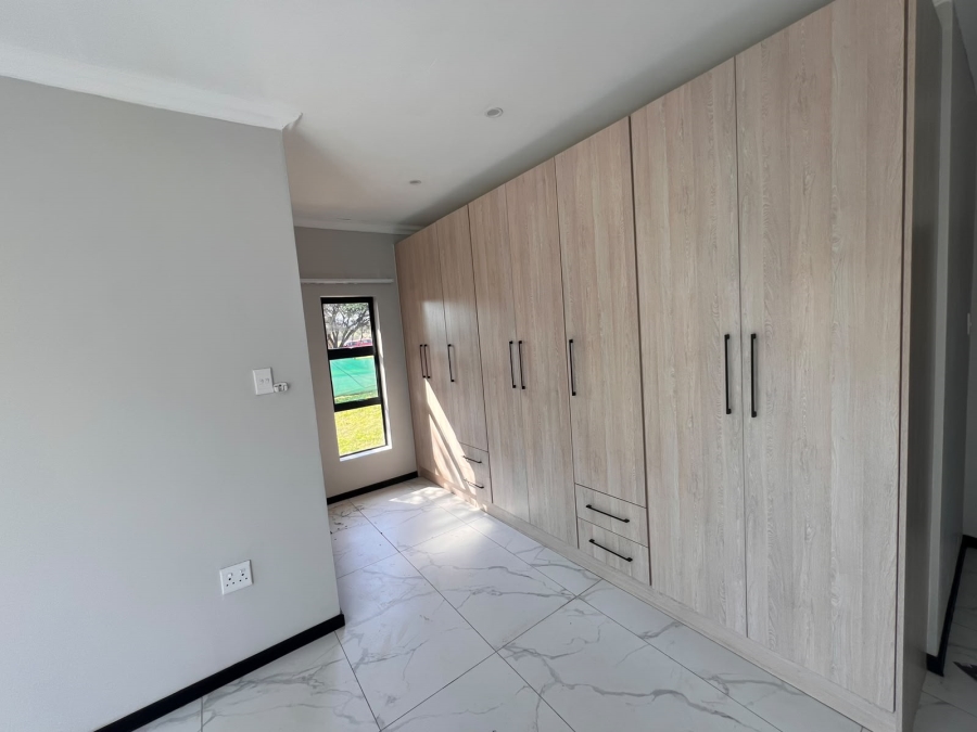 4 Bedroom Property for Sale in Chroompark Limpopo
