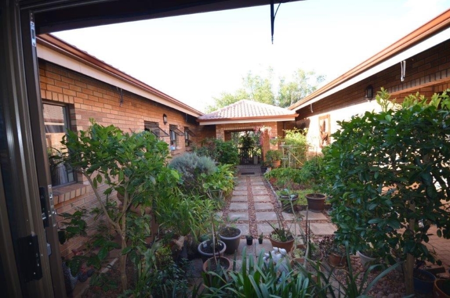 3 Bedroom Property for Sale in Verloren Estate Limpopo