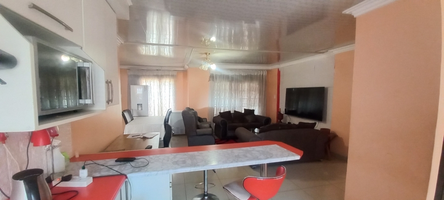 3 Bedroom Property for Sale in Mahlasedi Park Limpopo
