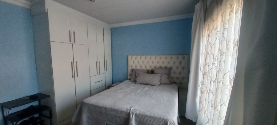 3 Bedroom Property for Sale in Mahlasedi Park Limpopo