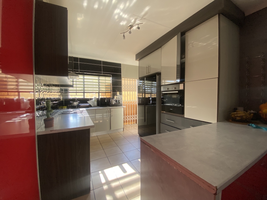 4 Bedroom Property for Sale in Bendor Limpopo