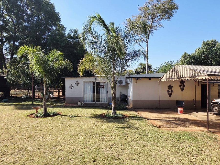 3 Bedroom Property for Sale in Mookgopong Limpopo