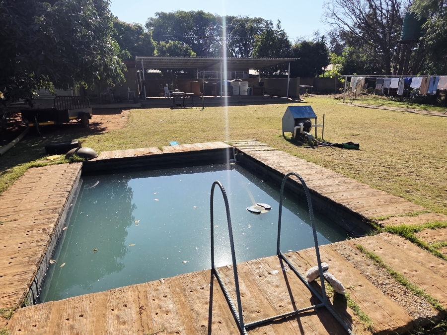 3 Bedroom Property for Sale in Mookgopong Limpopo