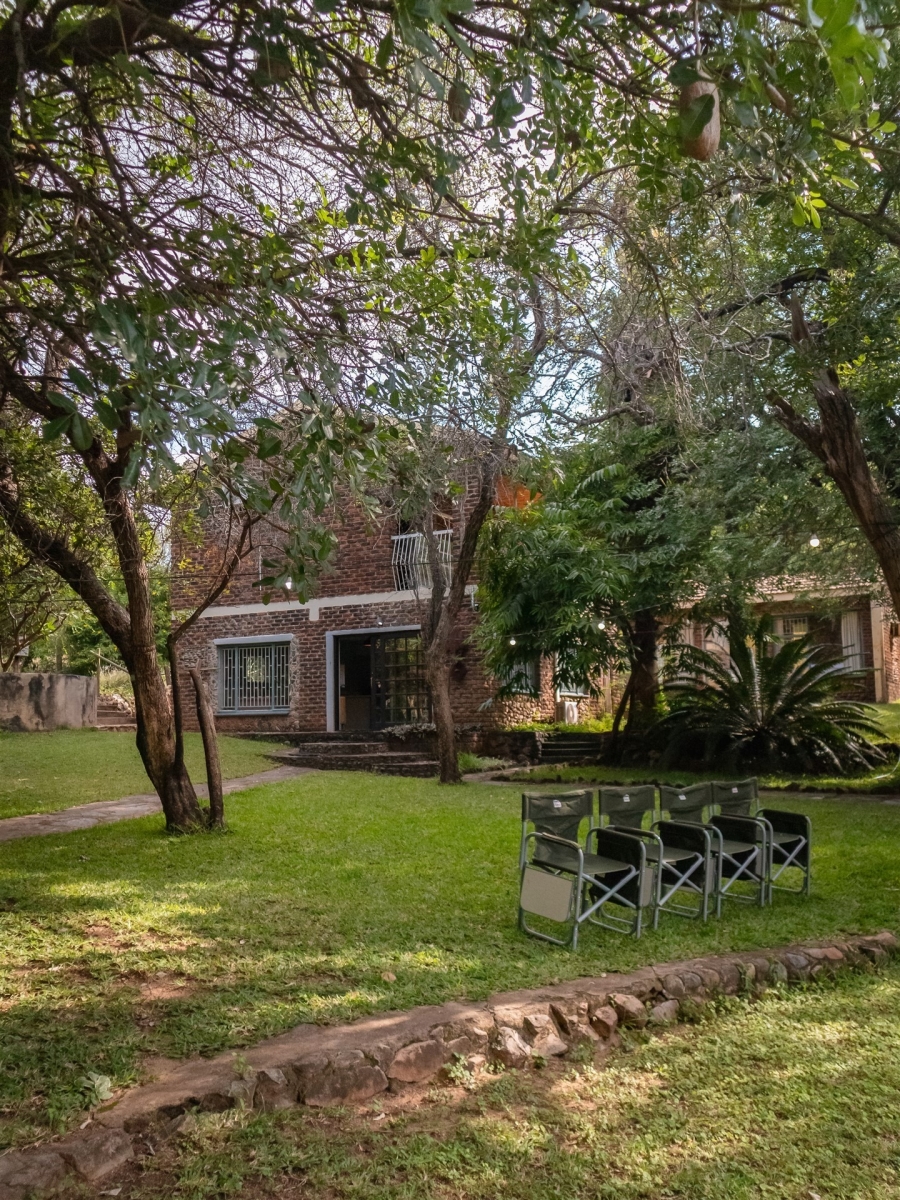 5 Bedroom Property for Sale in Ndlovumzi Limpopo