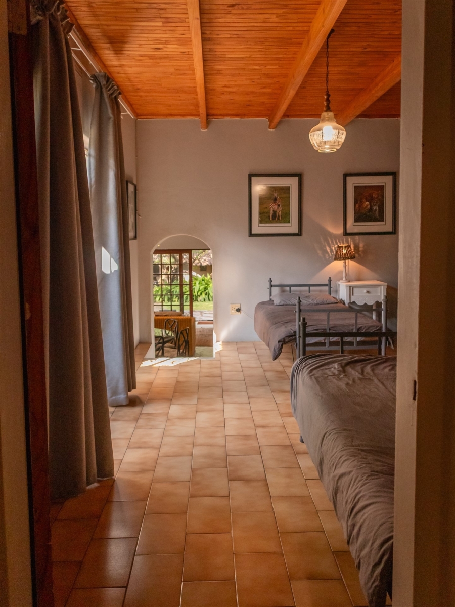 5 Bedroom Property for Sale in Ndlovumzi Limpopo