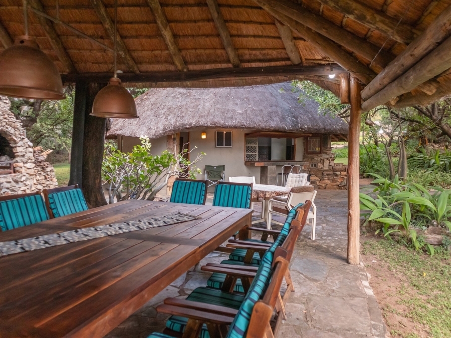 5 Bedroom Property for Sale in Ndlovumzi Limpopo