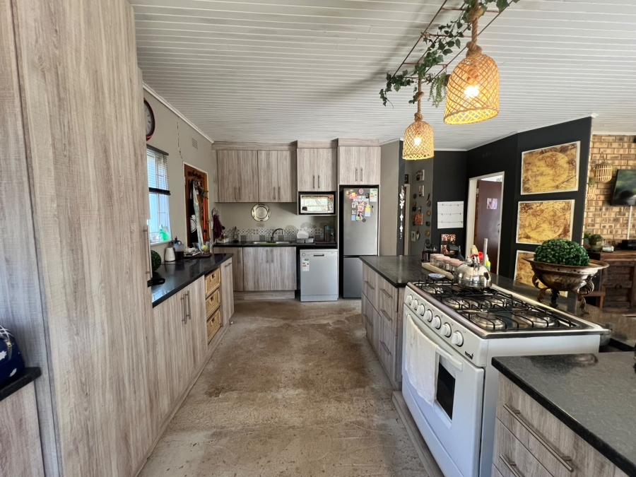 5 Bedroom Property for Sale in Mokopane Rural Limpopo