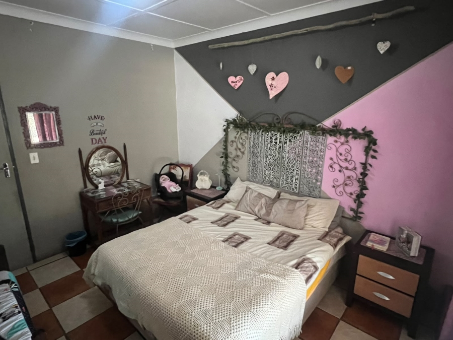 5 Bedroom Property for Sale in Mokopane Rural Limpopo